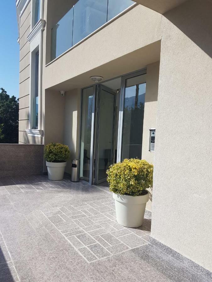 Apart Sky Residence With Sea View In Delmar Budva Bagian luar foto